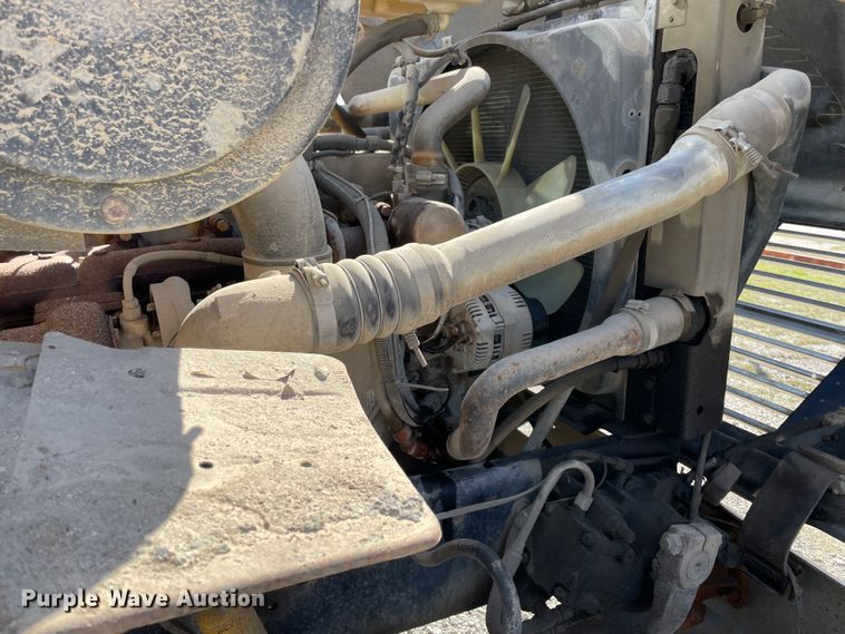 image for item II9355 1995 Ford L8000  dump truck