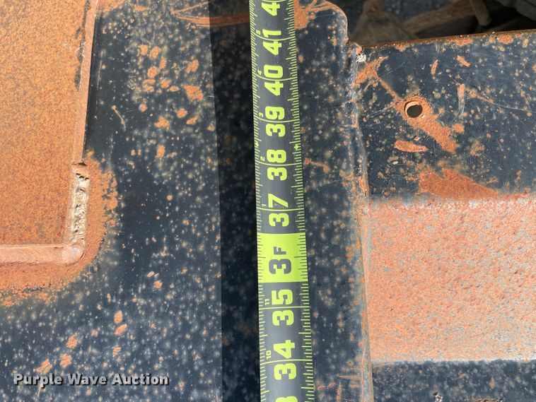 image for item II9356 1995 Ford L8000  dump truck