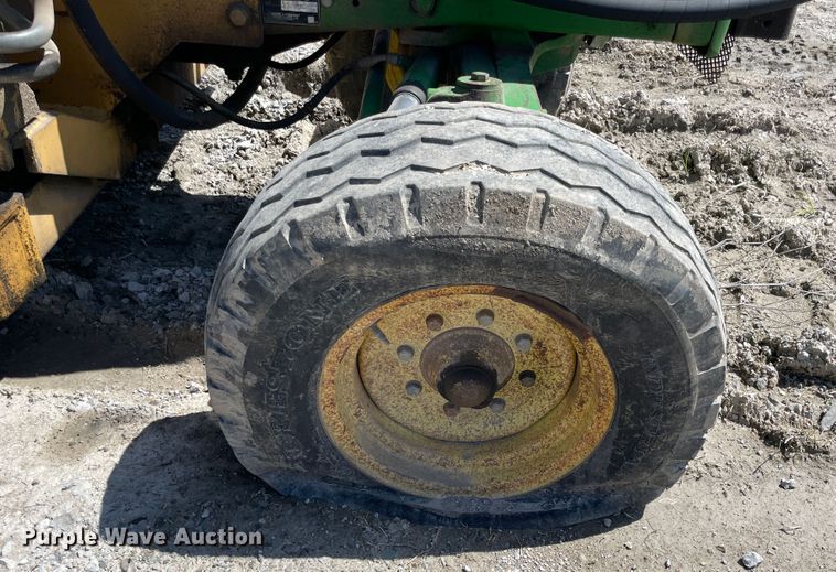 image for item II9358 John Deere 6420  tractor