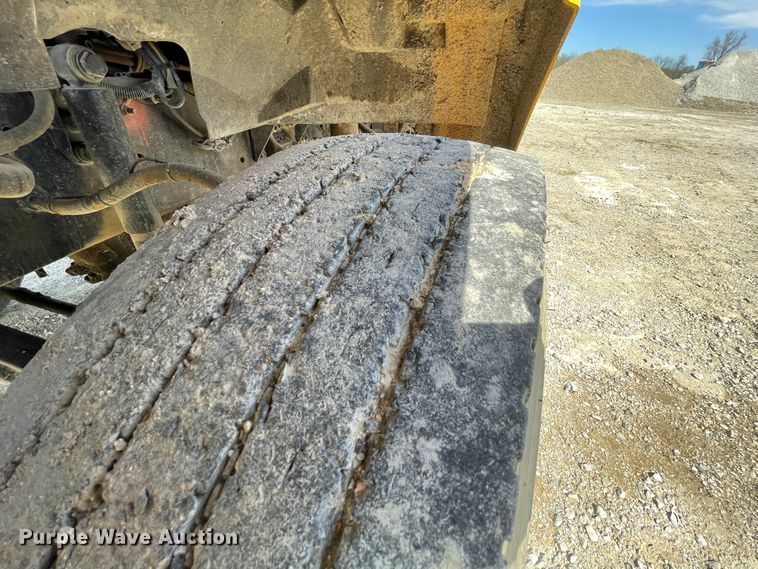 image for item II9360 2006 Sterling L-Line  dump truck