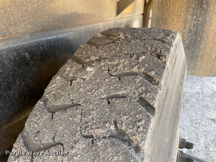 image for item II9360 2006 Sterling L-Line  dump truck