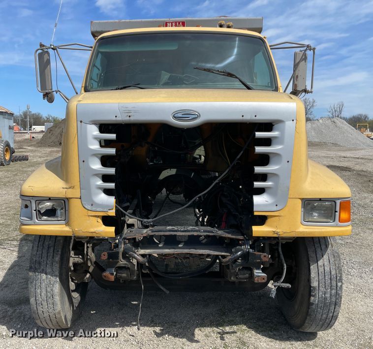 image for item II9361 2005 Sterling L-Line  dump truck