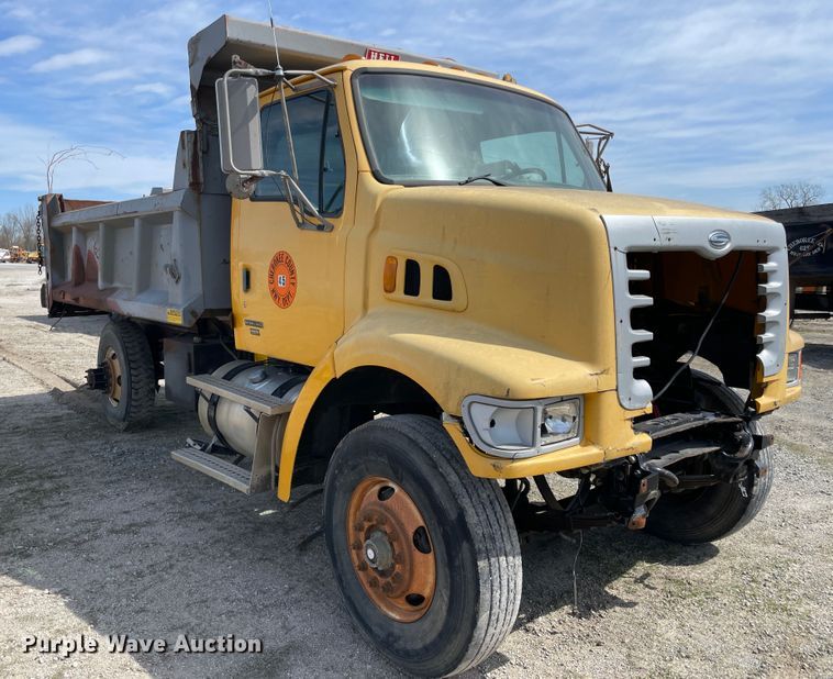 image for item II9361 2005 Sterling L-Line  dump truck