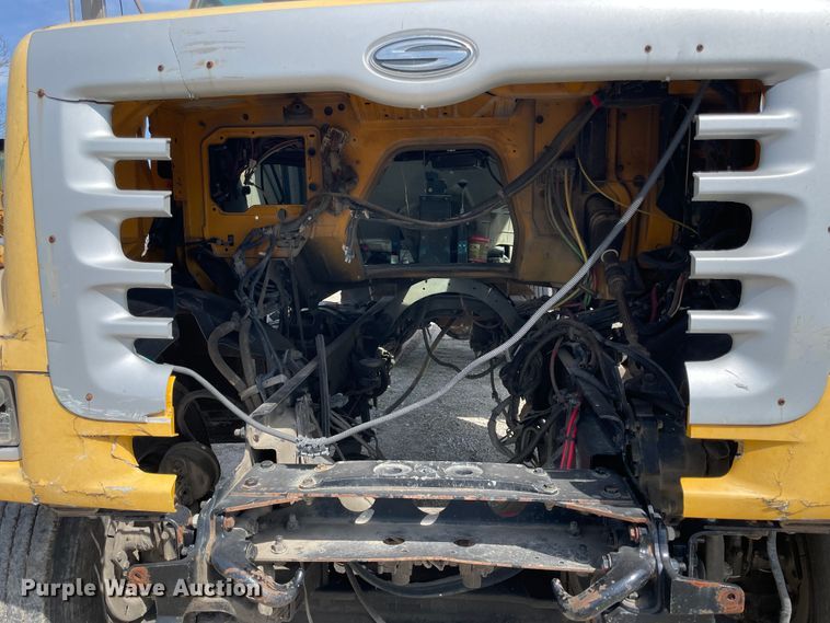 image for item II9361 2005 Sterling L-Line  dump truck