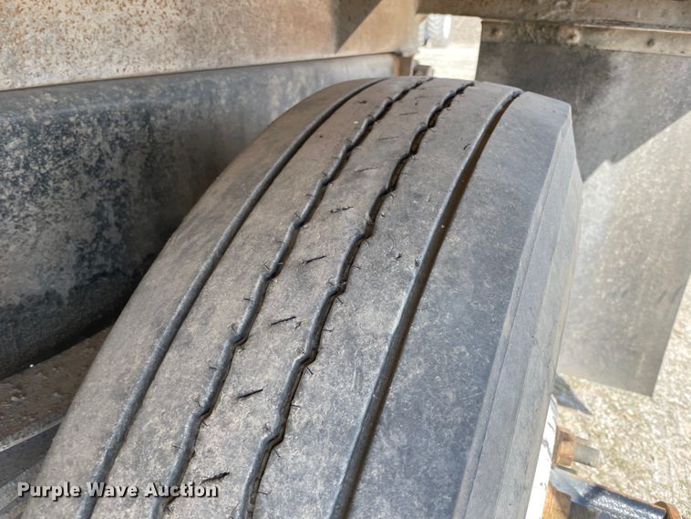 image for item II9361 2005 Sterling L-Line  dump truck