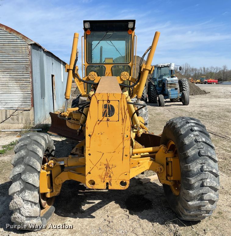image for item II9362 Dresser 830  motor grader