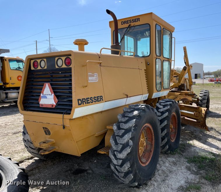 image for item II9362 Dresser 830  motor grader