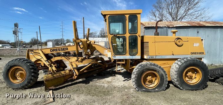 image for item II9362 Dresser 830  motor grader