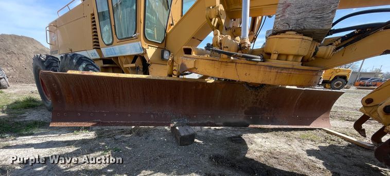 image for item II9362 Dresser 830  motor grader