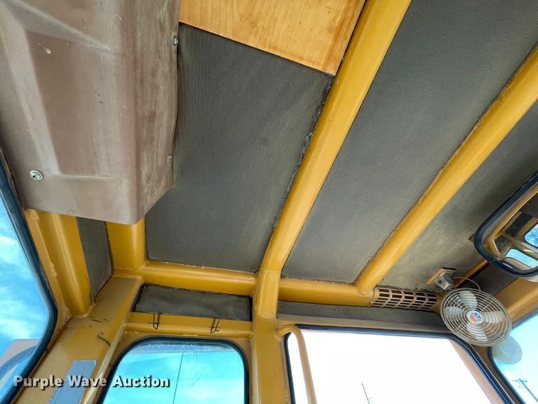 image for item II9362 Dresser 830  motor grader