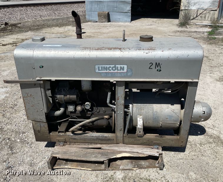 image for item II9364 Lincoln SA-200  welder