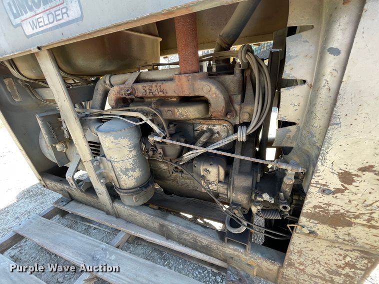 image for item II9364 Lincoln SA-200  welder