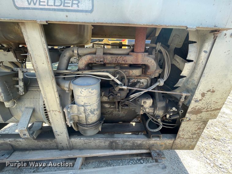 image for item II9364 Lincoln SA-200  welder