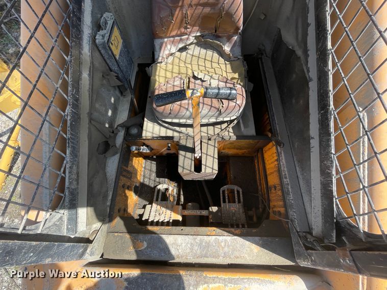 image for item II9365 Mustang 940  skid steer loader