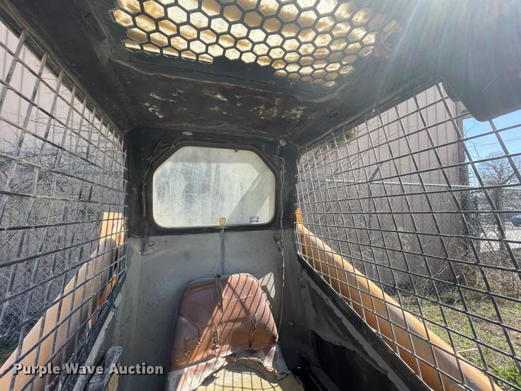 image for item II9365 Mustang 940  skid steer loader