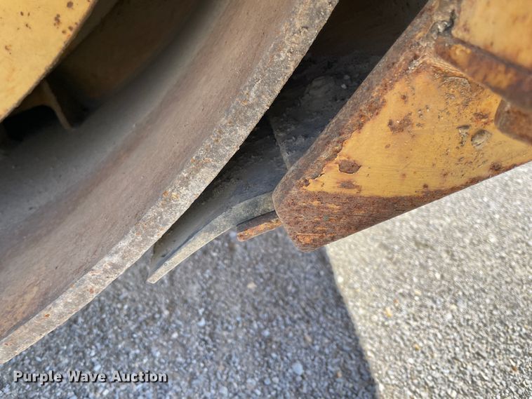 image for item II9366 Hyster C766A  double drum roller compactor