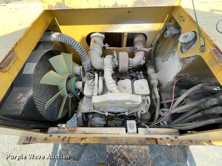 image for item II9366 Hyster C766A  double drum roller compactor