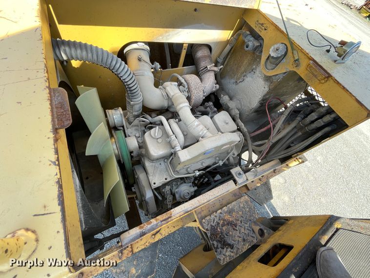 image for item II9366 Hyster C766A  double drum roller compactor