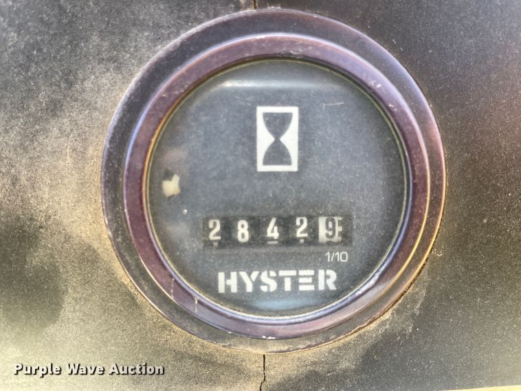 image for item II9366 Hyster C766A  double drum roller compactor