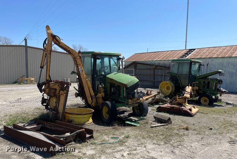 image for item II9367 (2) John Deere tractors