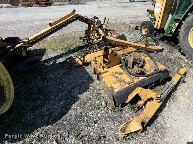 image for item II9367 (2) John Deere tractors