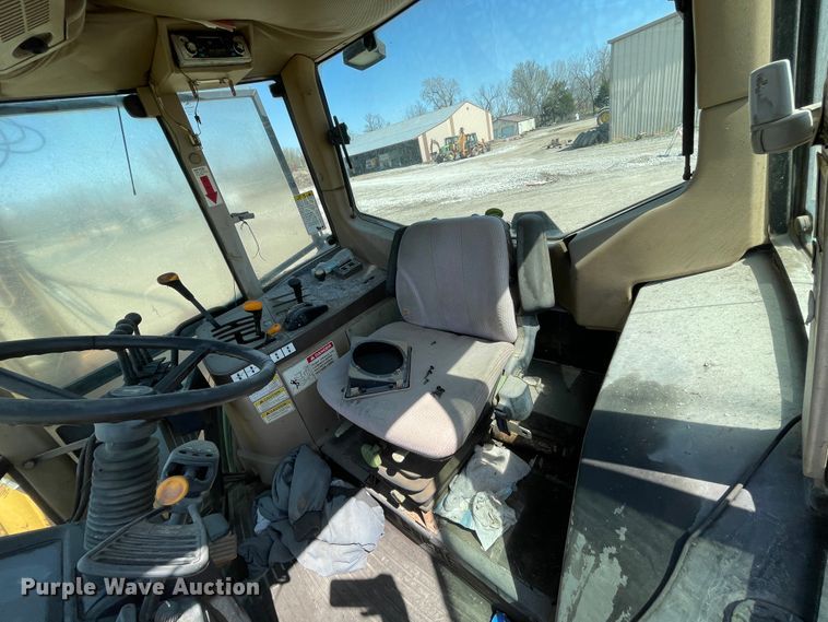 image for item II9367 (2) John Deere tractors