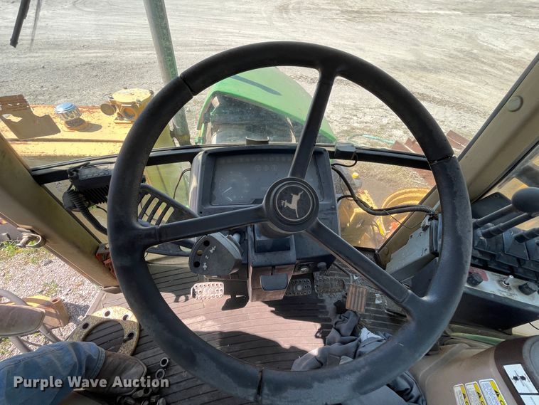 image for item II9367 (2) John Deere tractors