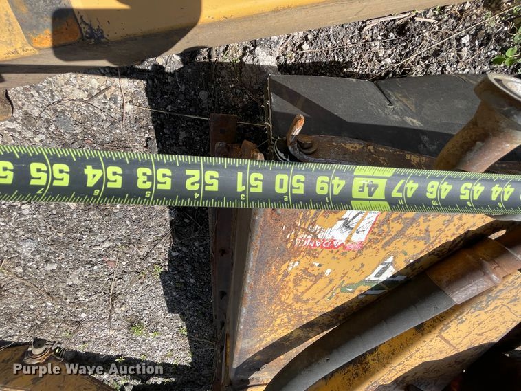 image for item II9367 (2) John Deere tractors