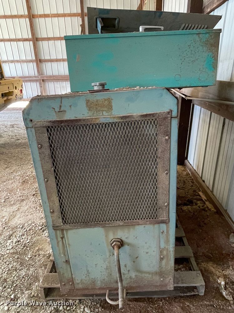 image for item II9368 Onan generator