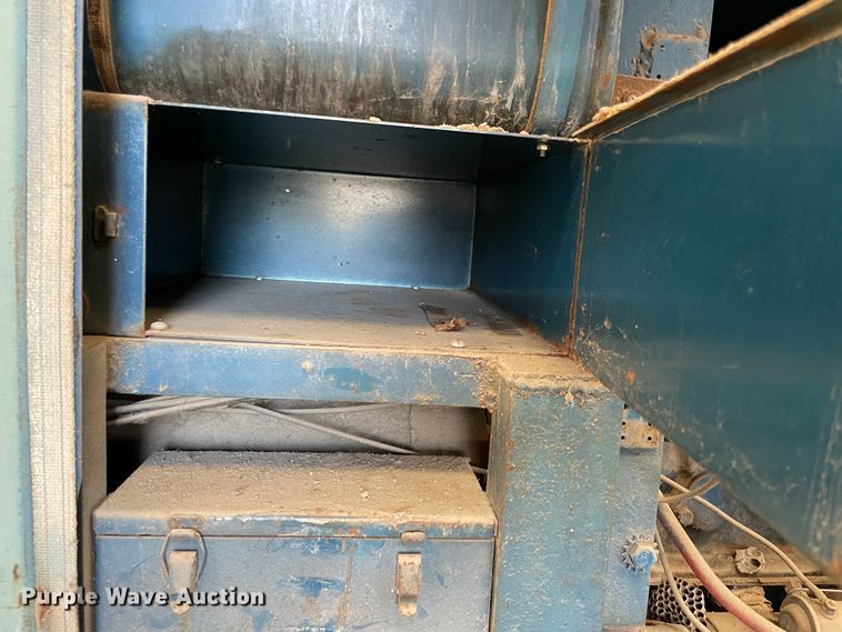 image for item II9368 Onan generator