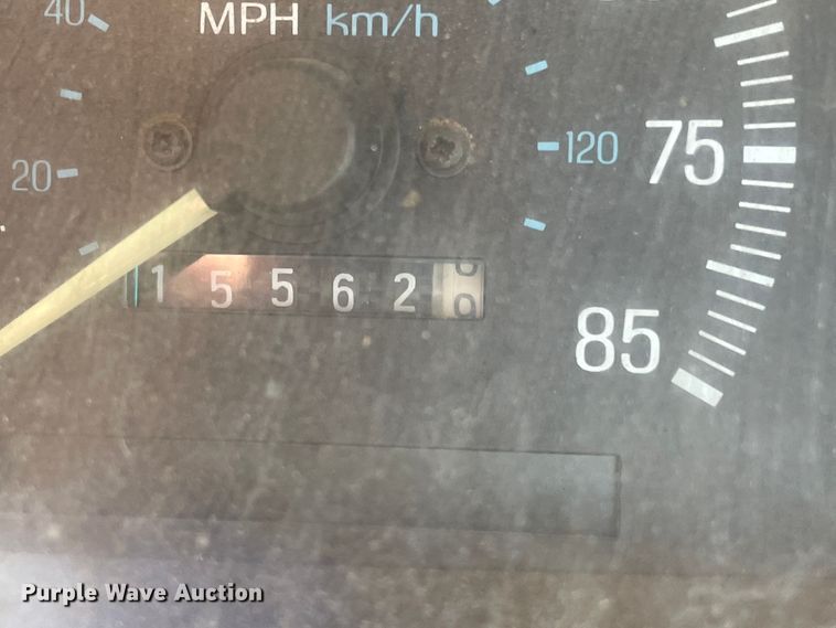 image for item II9370 1988 Ford F250  pickup truck