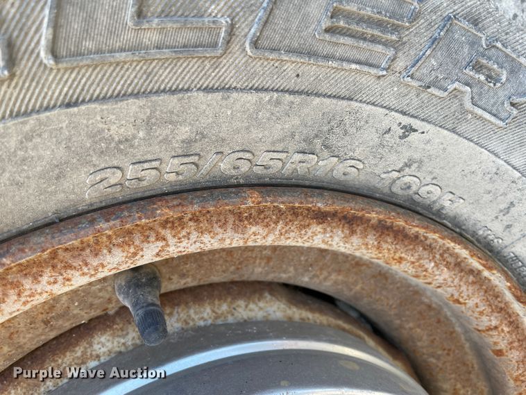 image for item II9370 1988 Ford F250  pickup truck