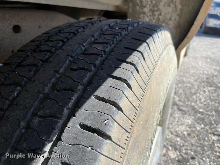 image for item II9370 1988 Ford F250  pickup truck