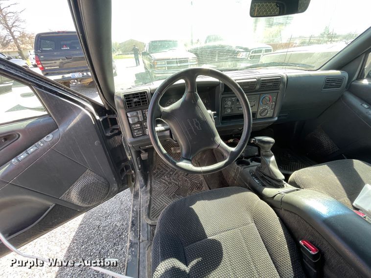 image for item II9371 1997 Chevrolet Blazer  SUV