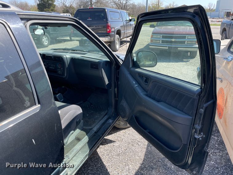 image for item II9371 1997 Chevrolet Blazer  SUV