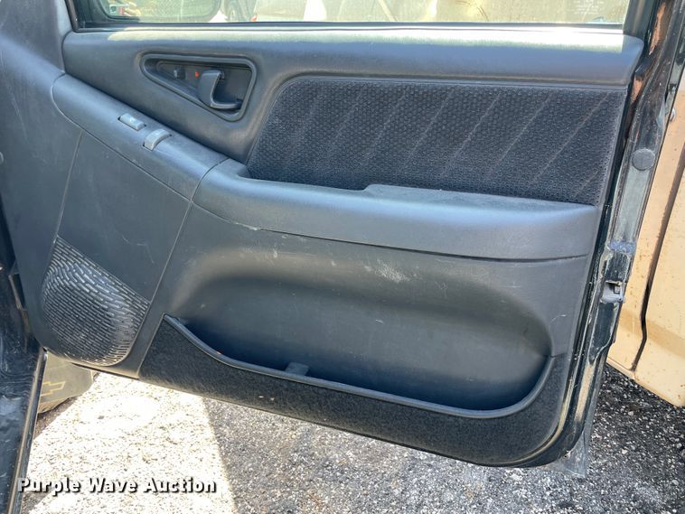 image for item II9371 1997 Chevrolet Blazer  SUV