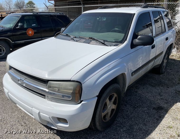 image for item II9372 2002 Chevrolet Trail Blazer  SUV