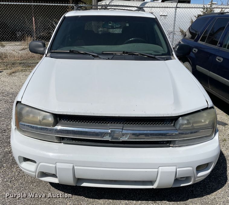 image for item II9372 2002 Chevrolet Trail Blazer  SUV