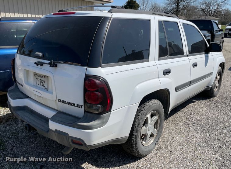 image for item II9372 2002 Chevrolet Trail Blazer  SUV