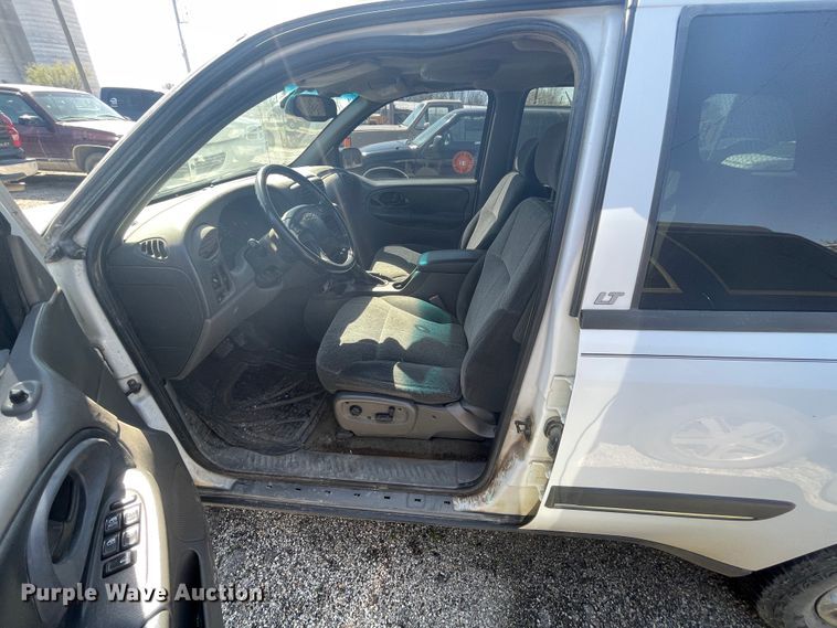 image for item II9372 2002 Chevrolet Trail Blazer  SUV