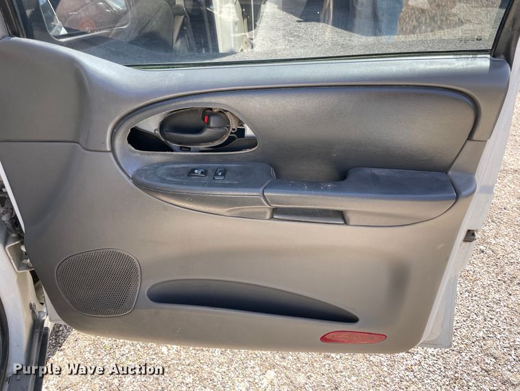 image for item II9372 2002 Chevrolet Trail Blazer  SUV