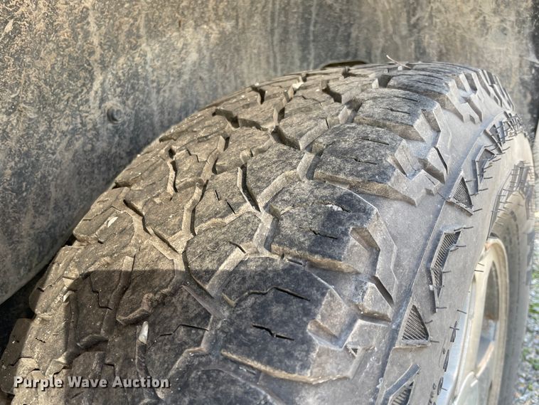 image for item II9372 2002 Chevrolet Trail Blazer  SUV