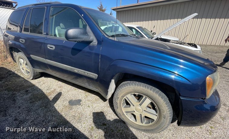 image for item II9373 2004 Chevrolet Trail Blazer  SUV