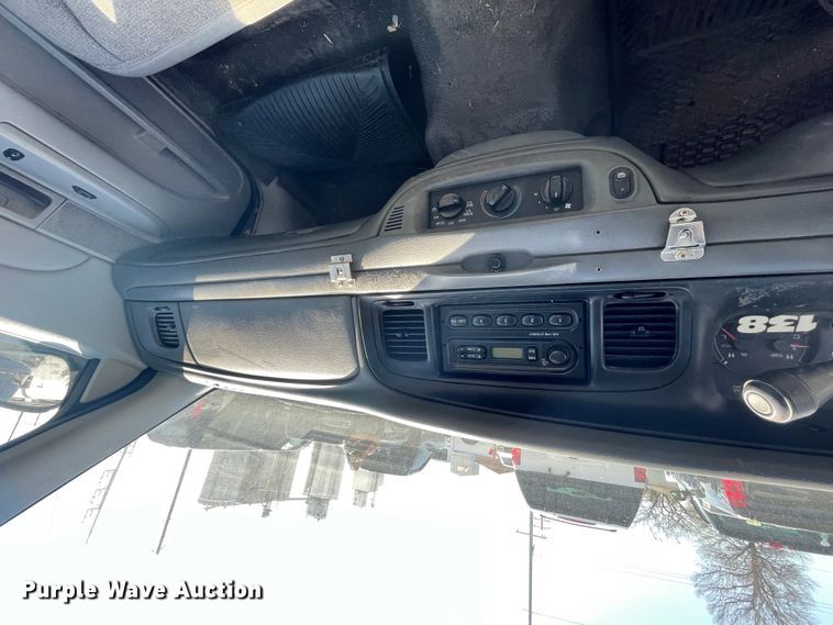 image for item II9374 2003 Ford Crown Victoria Police Interceptor