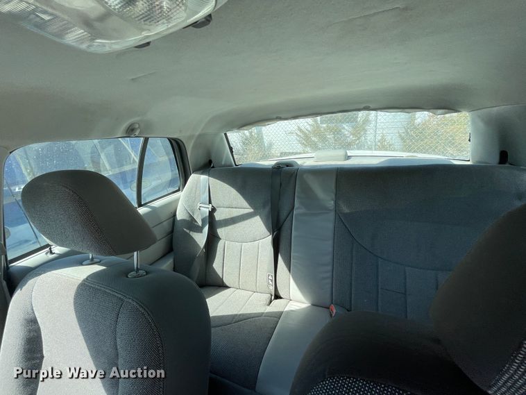 image for item II9374 2003 Ford Crown Victoria Police Interceptor