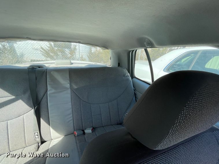 image for item II9374 2003 Ford Crown Victoria Police Interceptor