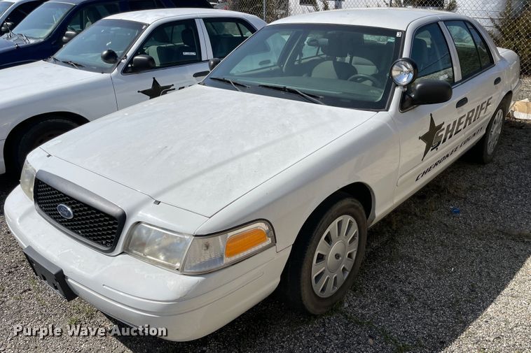 image for item II9375 2007 Ford Crown Victoria Police Interceptor