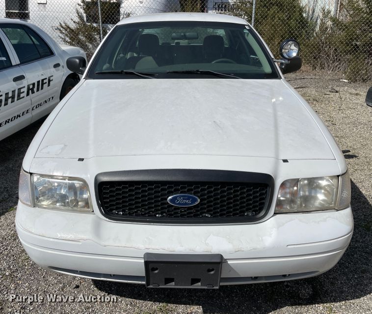 image for item II9375 2007 Ford Crown Victoria Police Interceptor