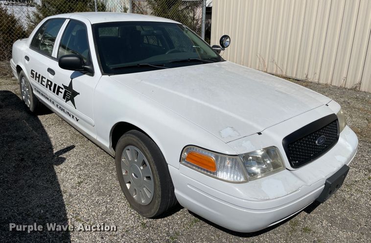 image for item II9375 2007 Ford Crown Victoria Police Interceptor
