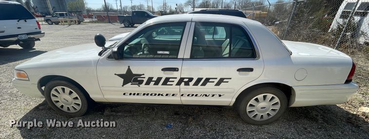 image for item II9375 2007 Ford Crown Victoria Police Interceptor